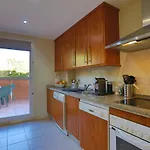 R25 Modern Bright 2 Bedroom * Marbella