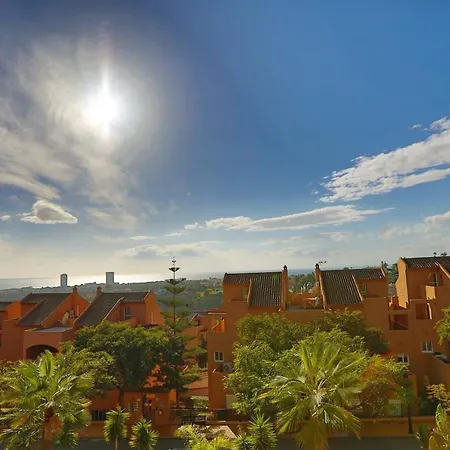 R25 Modern Bright 2 Bedroom Appartement Marbella